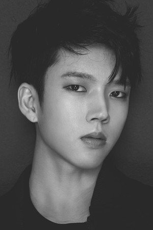 남우현 프로필 이미지 2 — 배우 경력 이어온 인피니트 멤버