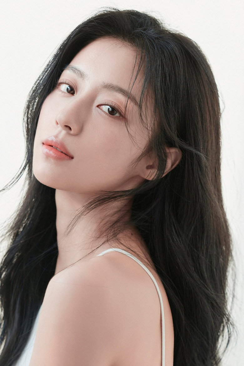 강민아 프로필 — 공감세포 유지안 역
