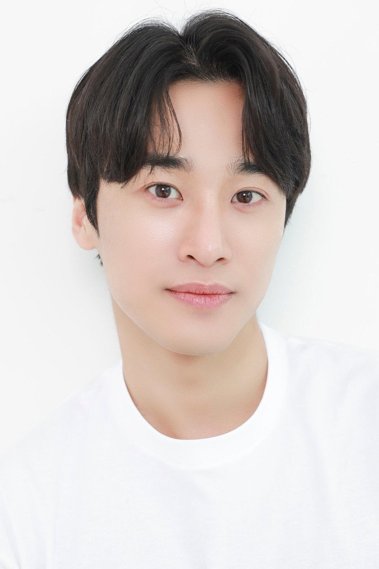 신우겸 프로필 — 공감세포 동경 역