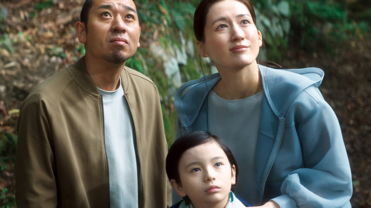 상자 속의 양 스틸 | REBirth 휴머노이드 설정 장면