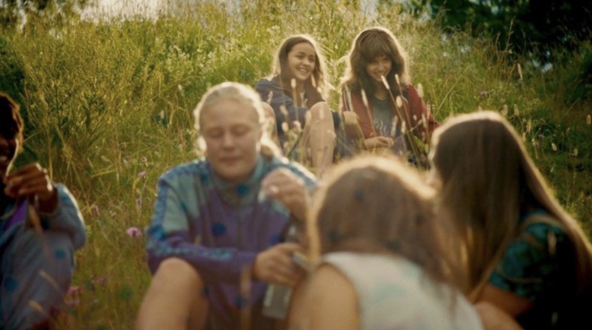 파라다이스 이즈 버닝 포토