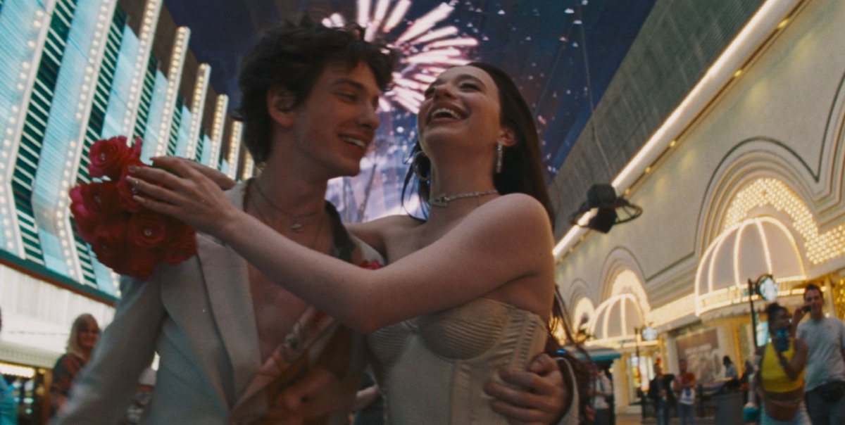 영화 아노라 관람평 후기