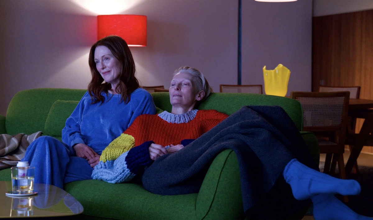 룸 넥스트 도어