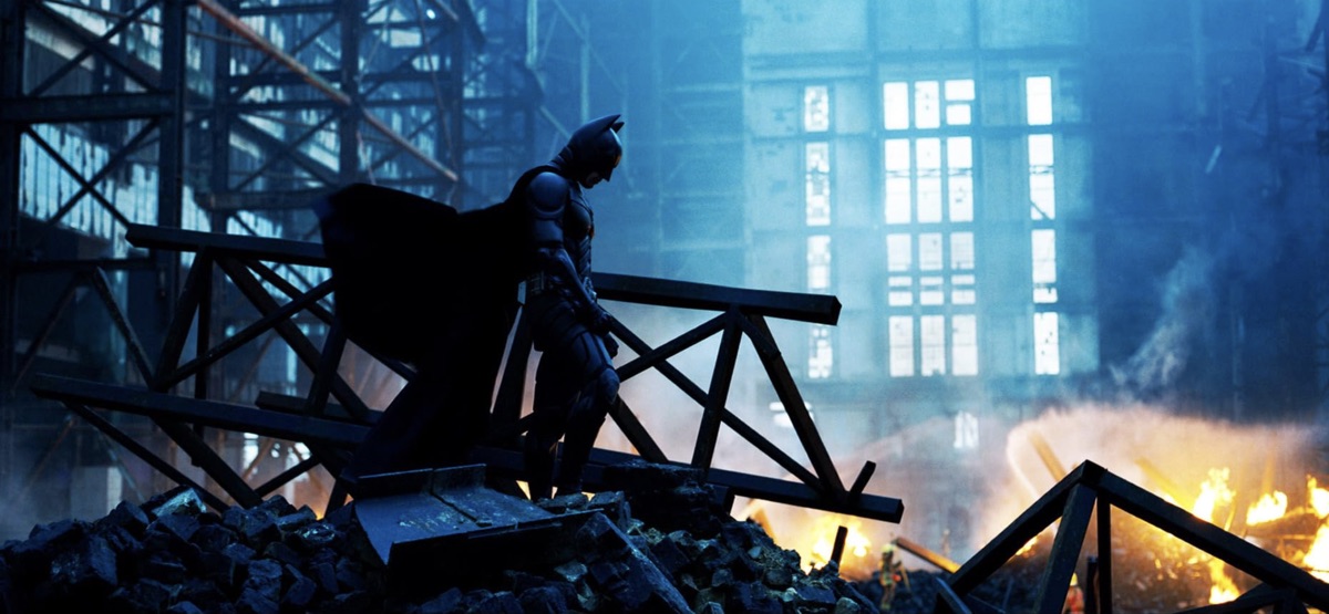 배트맨 다크 나이트 제목 뜻 의미