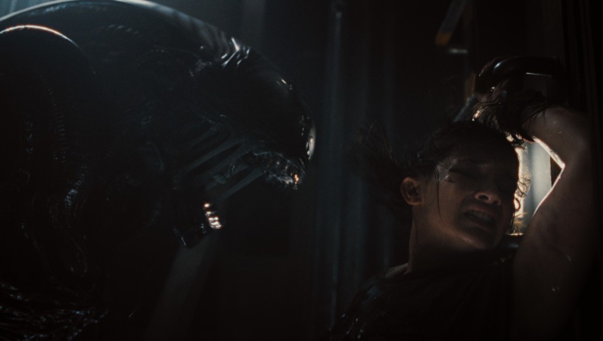 에일리언 로물루스 4DX 첫 해외 시사회 반응