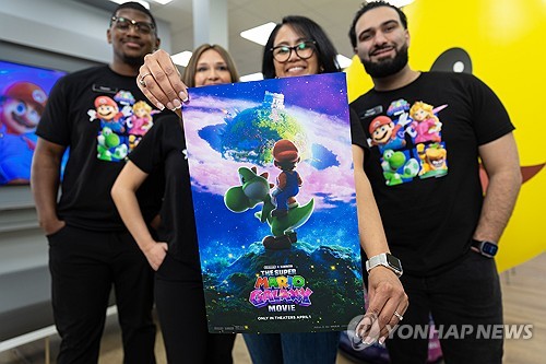 슈퍼 마리오 갤럭시 무비 2026 게임 레퍼런스 우주 배경 장면