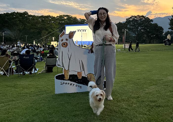 추락의 해부 산드라 휘러 법정 장면