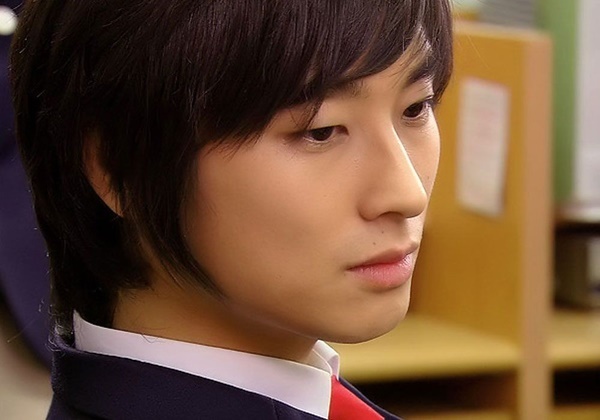 킹덤 주지훈 세자 이창 조선 왕실 넷플릭스